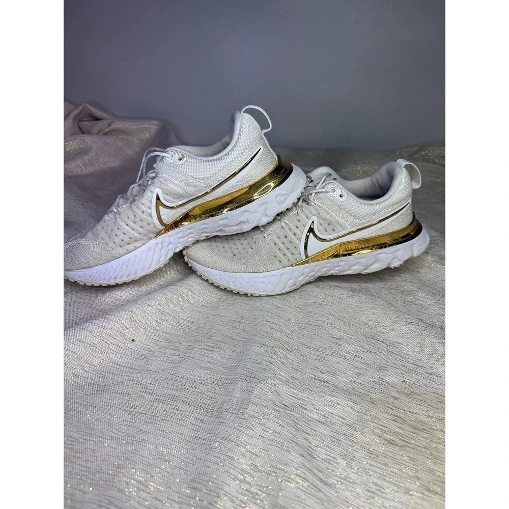 React Infinity Run Flyknit By You size 7.5